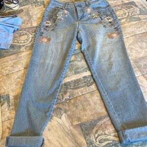 Gloria Vanderbilt size 6 capris